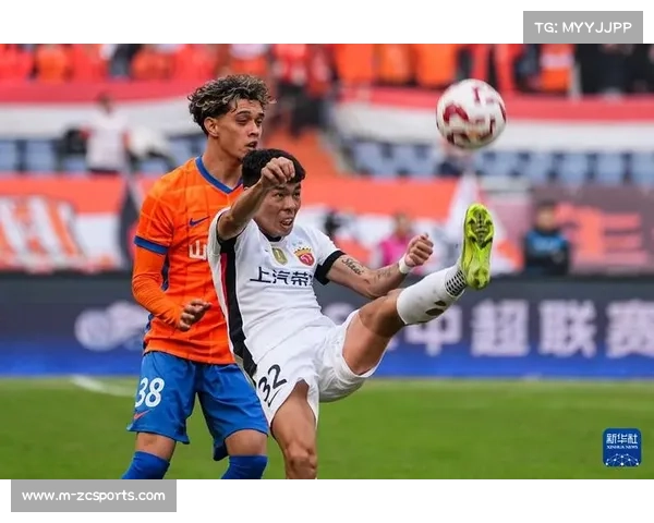 山东泰山3-1力克上海海港，赢得关键战役